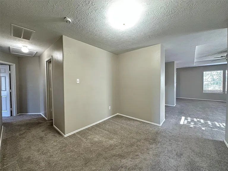 1126 Desert Willow Ln — Photo 25