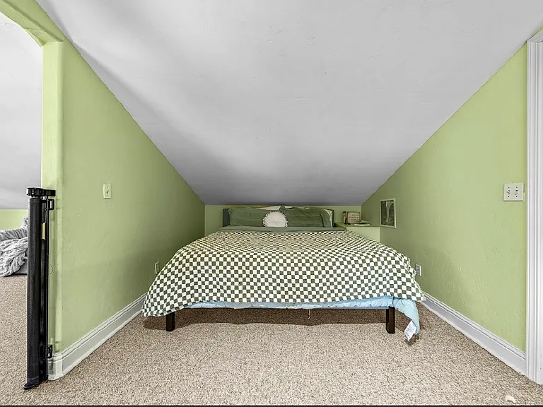 700 Blue Ridge Dr — Photo 11