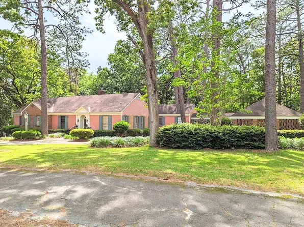 171 Palmer St SW, Pelham, GA 31779