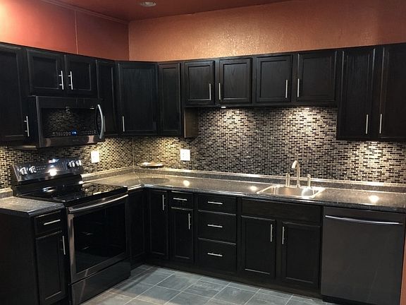 3rd image of 245 Skyview Dr
