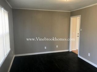 2905 N 53rd St, Kansas City, KS 66104