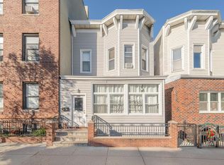 2522 44th St, Astoria, NY 11103