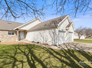 827 N Maple St, Manteno, IL 60950