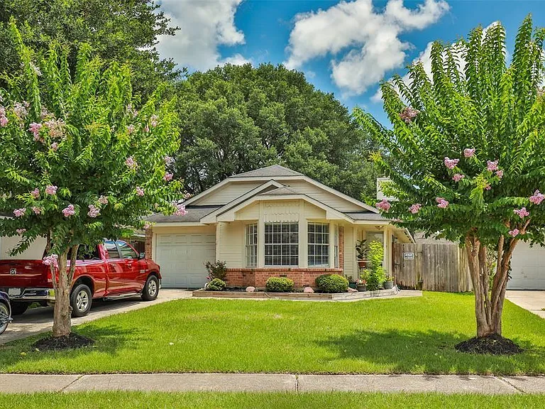 12210 Westwold Dr — Photo 2