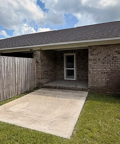 660 Constitution Dr — Photo 27