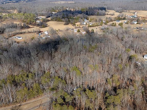 4th image of Roberts Lane Ln