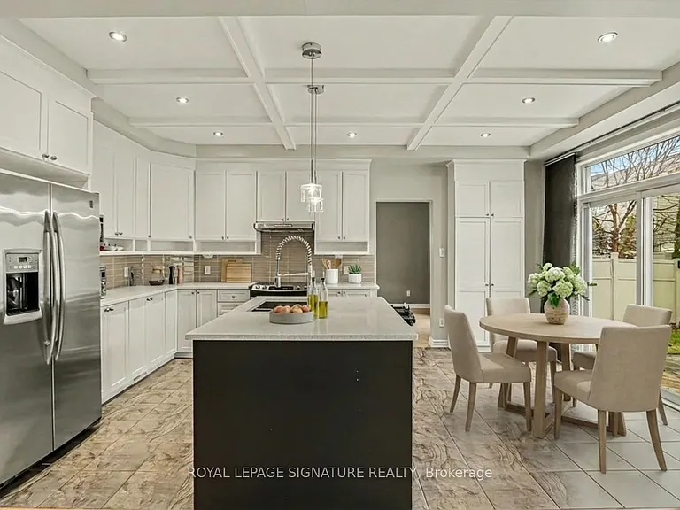 129 Tapestry Dr — Photo 5