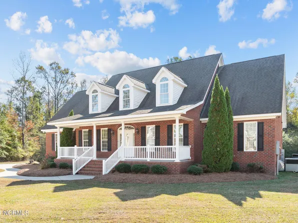 415 Crown Drive, Washington, NC 27889
