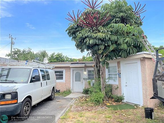 4th image of 3670 NE 15th Ave