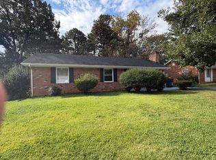 4928 Showalter Rd NW, Roanoke, VA 24017