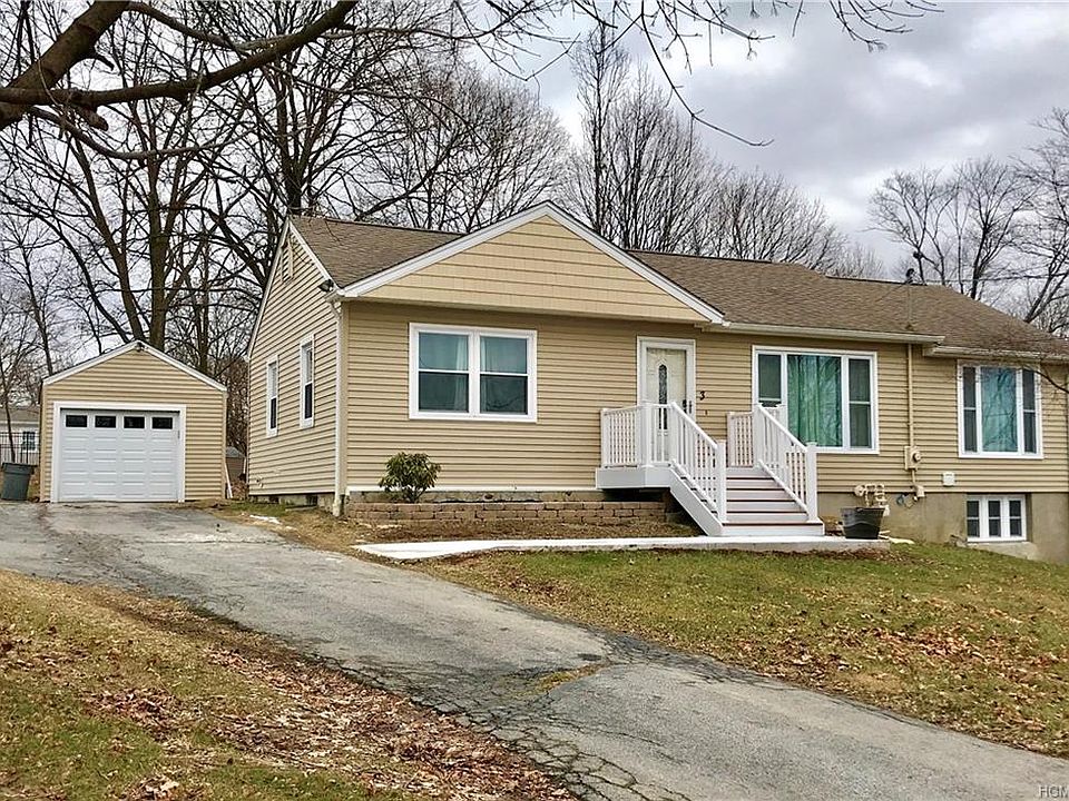 1st image of 3 Charlotte Pl