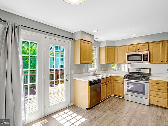 2nd image of 3009 Heritage Springs Ct