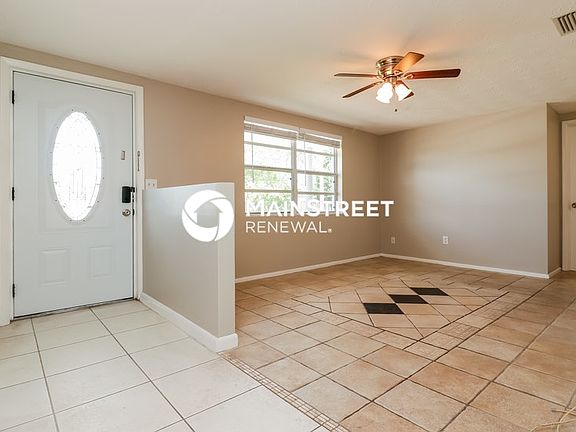 2nd image of 3904 Elmwood Dr