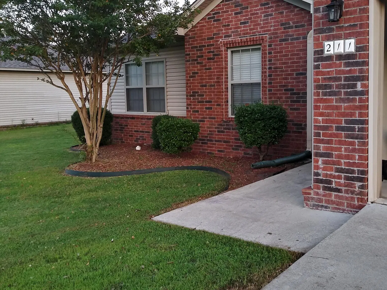 211 Plum Dr — Photo 3