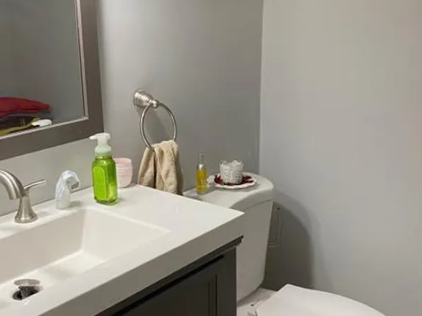 4037 Bobby Ln, Schiller Park, IL 60176