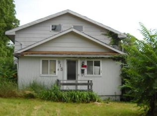 915 Emma Ave, Des Moines, IA 50315