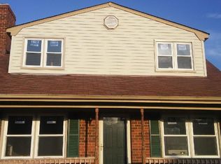 38 Dawn Ln, Hampton, VA 23666