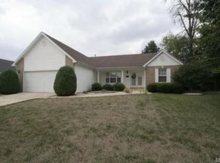 1236 N Brampton Dr, Saint Charles, MO