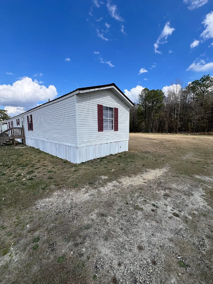 Building Photo - 400 Little Dove Rd