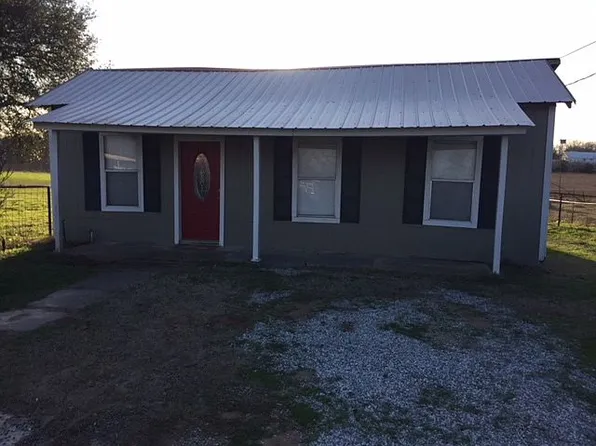718 S McKinney St, Mexia, TX 76667