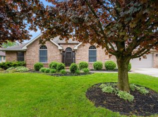 5601 W Sun Point Dr, Muncie, IN 47304