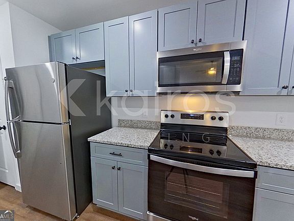 5th image of 142 Hughes Dr