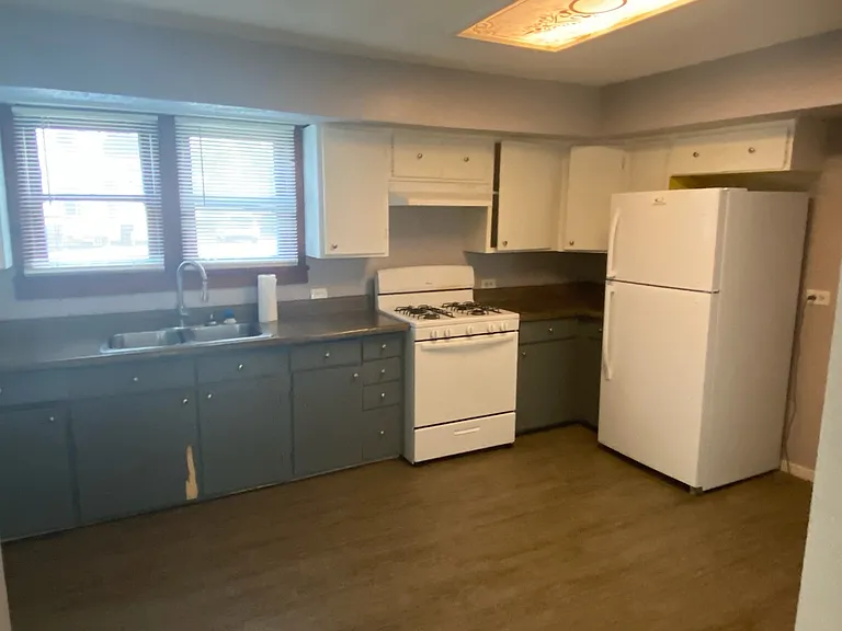 605 N Market St — Photo 5
