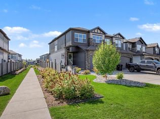 97 Garneau Gate, Spruce Grove, AB T7X2Y6