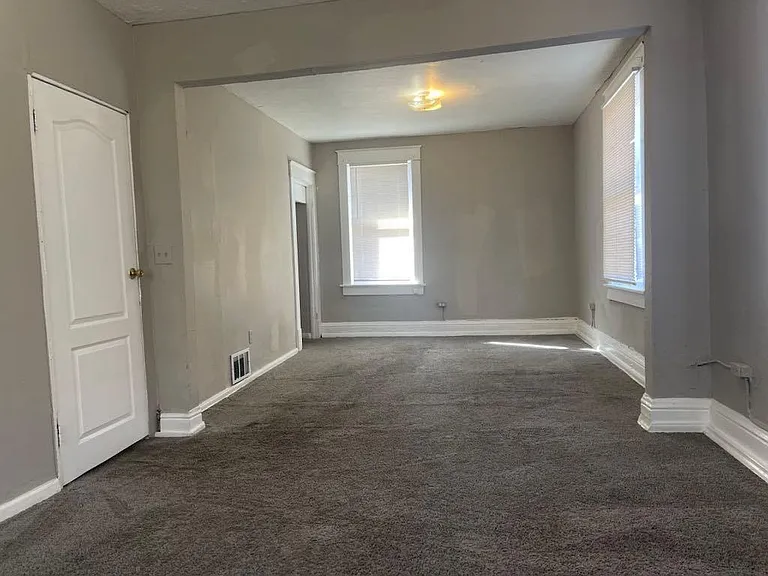 711 Sandusky Ave — Photo 10