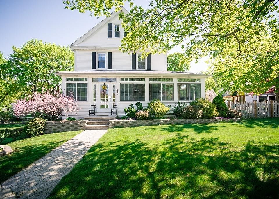 206 Common St, Walpole, MA 02081 Zillow