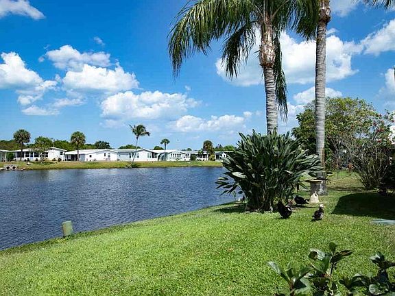 2nd image of 1036 Dracena Dr #P29