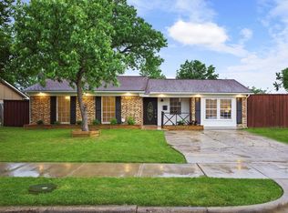 925 Glenn Cir, Mesquite, TX 75149