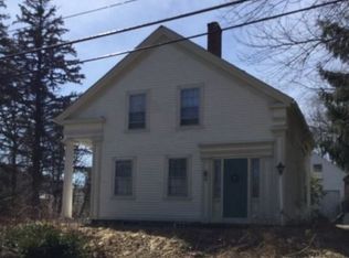 69 Broad St, Barre, MA 01005