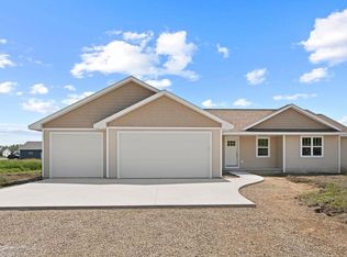 5373 Pasture Ct, Omro, WI 54963