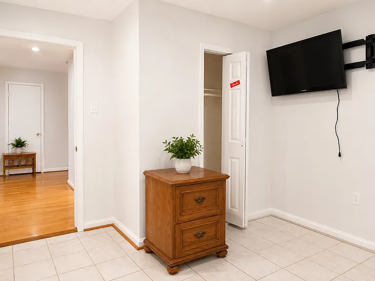 537 E Indian Spring Dr — Photo 15