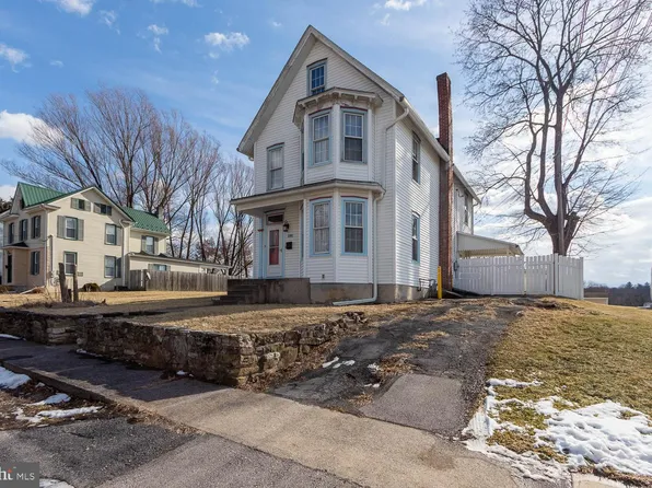 338 E Lamb St, Bellefonte, PA 16823