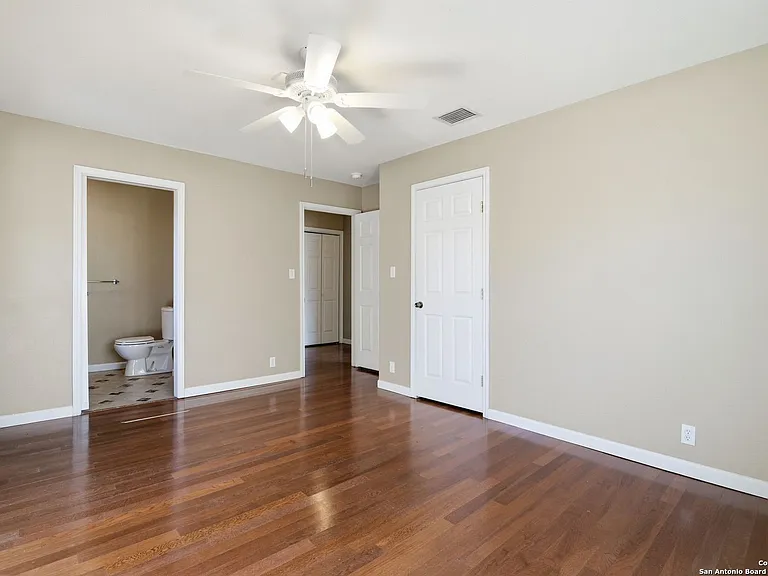 415 Calumet Pl — Photo 25