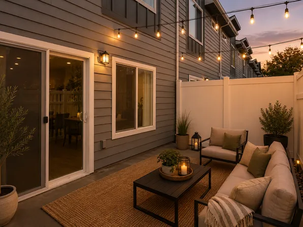 Prairie Pointe Apartments and Townhomes