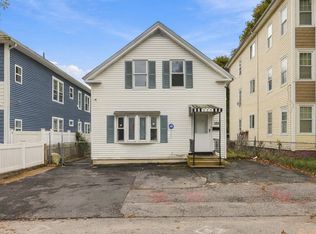 125 Maywood St, Worcester, MA 01603