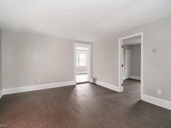 4th image of 5621 Flowerdale Ave APT 4