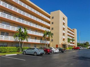 101 SE 3rd Ave APT 301, Dania, FL 33004