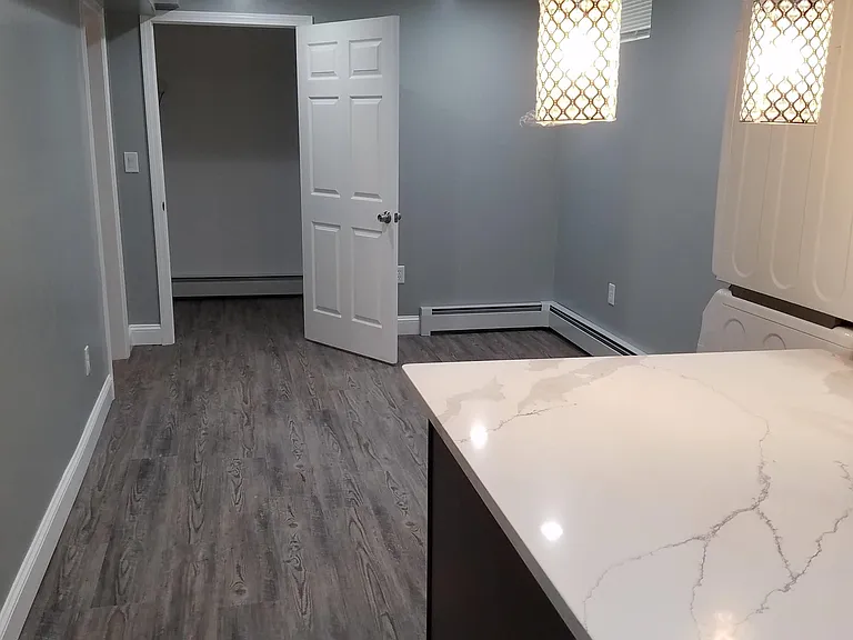 424 Bowdoin St #B — Photo 9