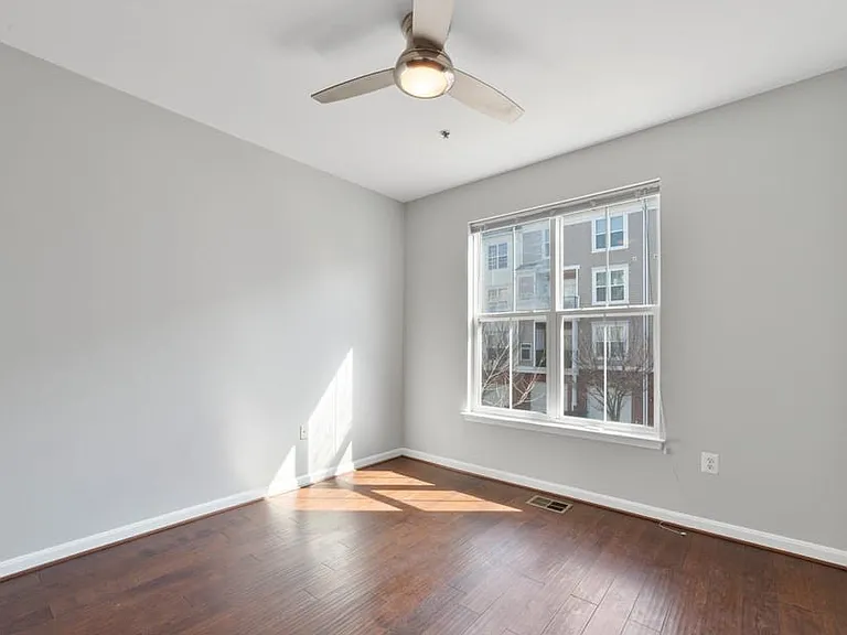 5529 Lanier Ave #359 — Photo 12