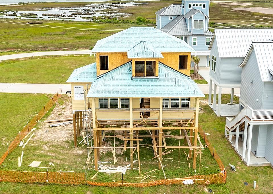 1st image of 1611 Bay Pointe Dr