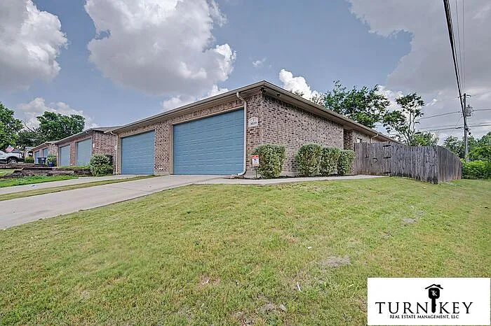 8039 Arbor Ave — Photo 20