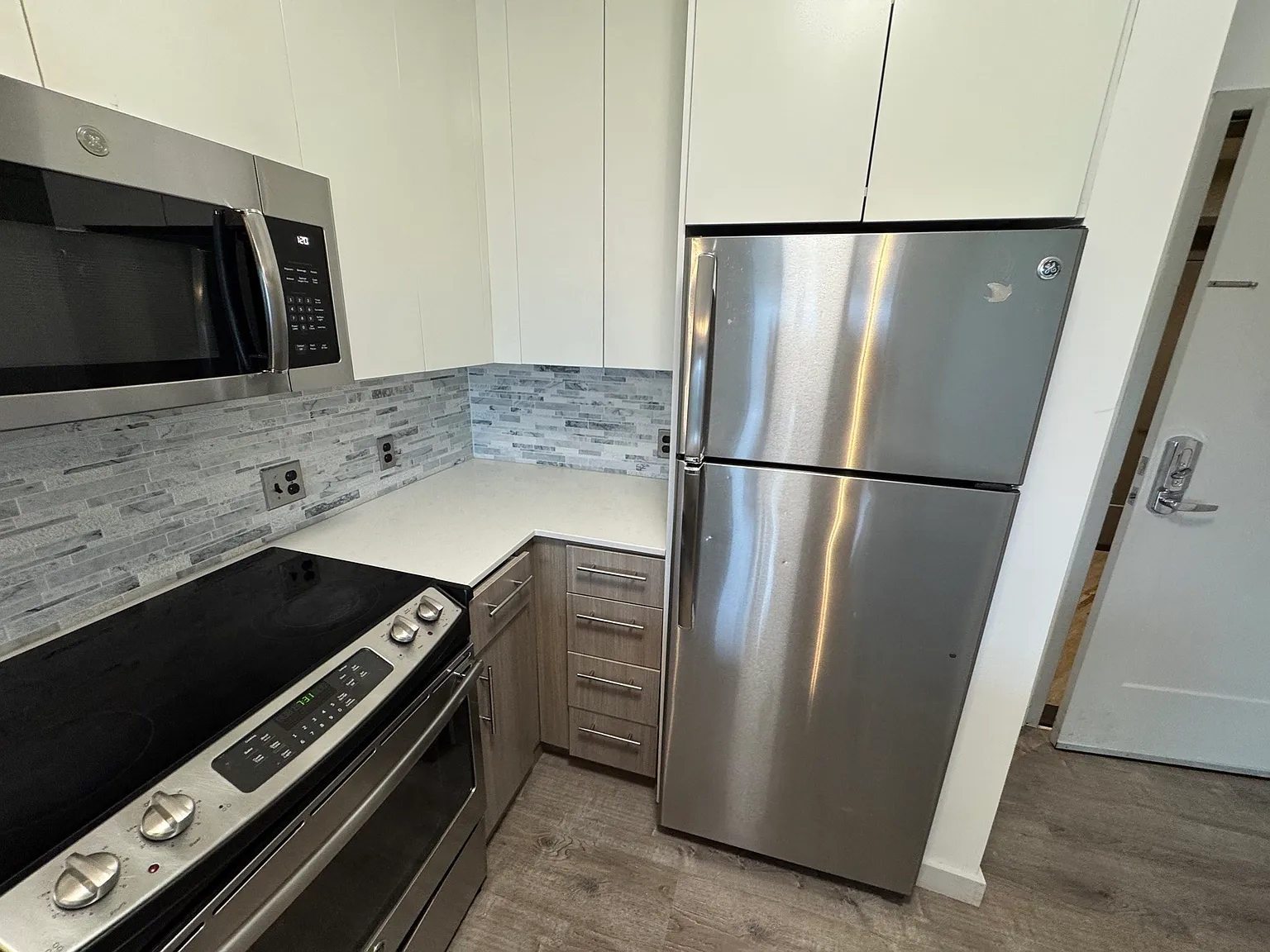 1 bed, 642 sqft, $2,800 — Photo 2