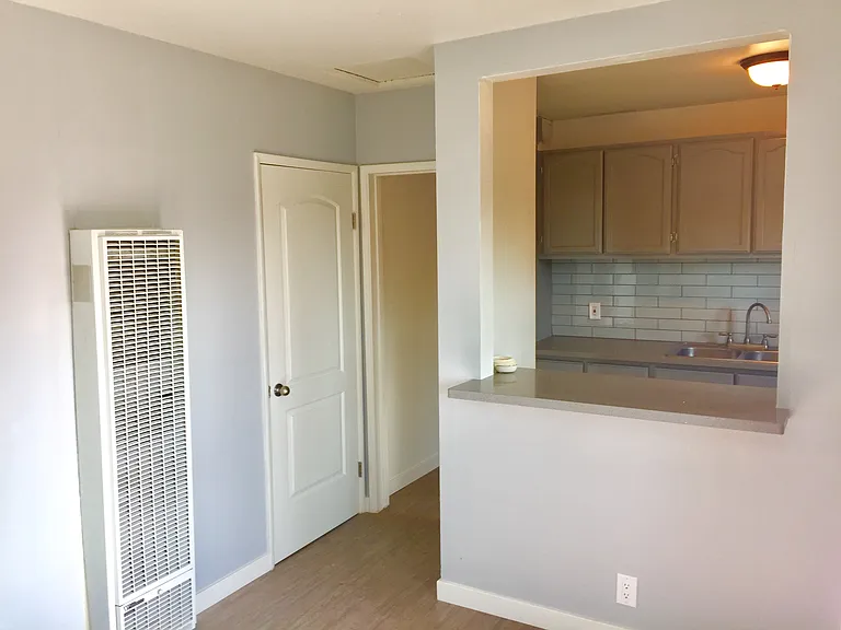 4131 Live Oak St #4131 — Photo 3