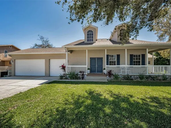 1028 Rosetree Ln, Tarpon Springs, FL 34689