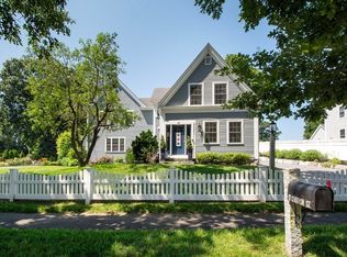 17 Church St, Cohasset, MA 02025