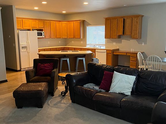 4th image of 2229 Shay Rd